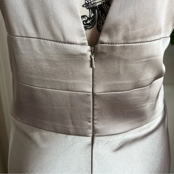 OC by OC Satin Sleeveless V-Neck Floor Length Gown Champagne Sz 12 - Picture 12 of 16